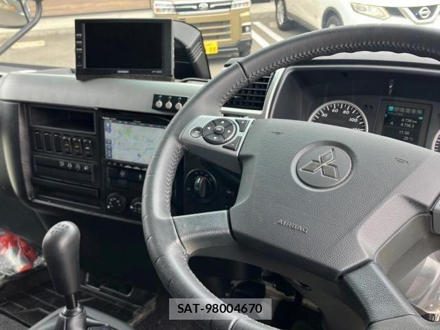 Mitsubishi FIGHTER 2024-08 8879721-20