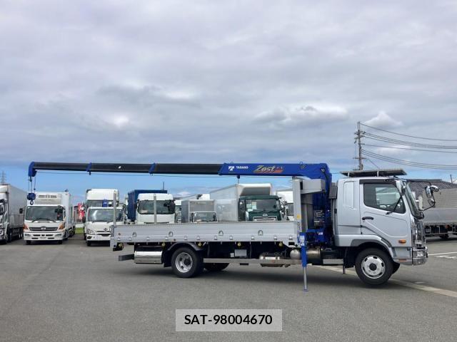 Mitsubishi FIGHTER 2024-08 8879721-5