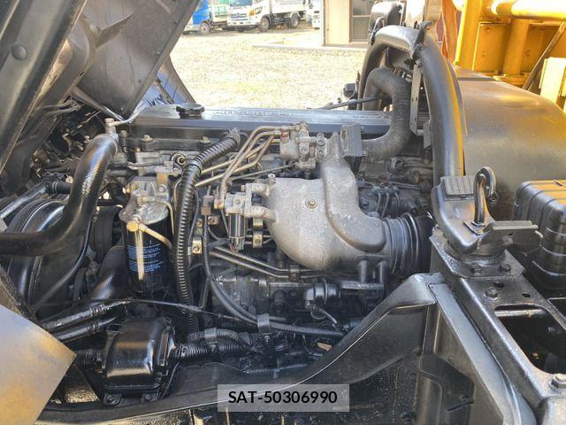 Mitsubishi FIGHTER 2001-05 7357743-10