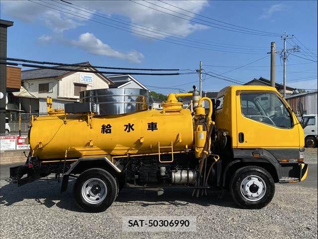 Mitsubishi FIGHTER 2001-05 7357743-20