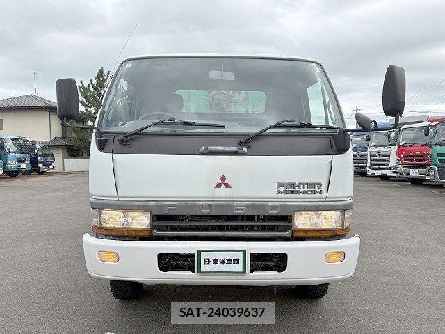 Mitsubishi FIGHTER 2001-03 8848984-1