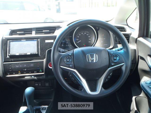 Honda FIT 2017-08 1167529-1