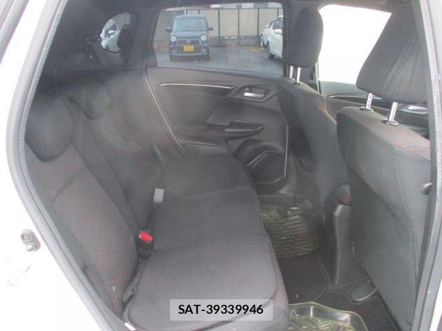 Honda FIT 2015-04 1291299-13