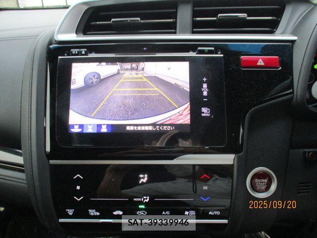 Honda FIT 2015-04 1291299-16