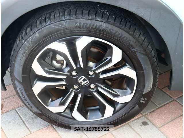 Honda FIT 2022-03 1402386-11