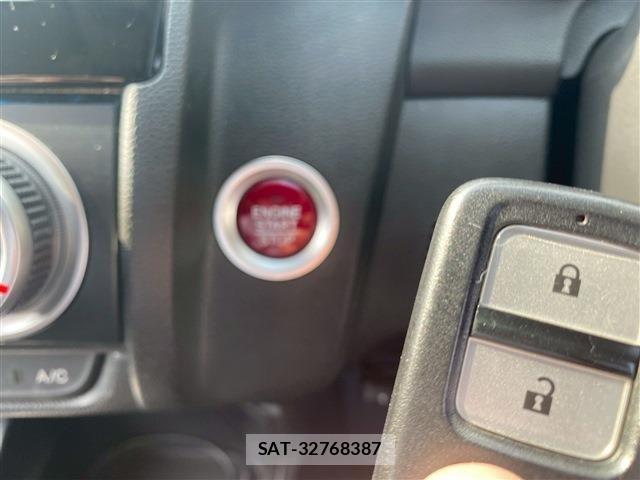 Honda FIT 2013-11 3014364-15