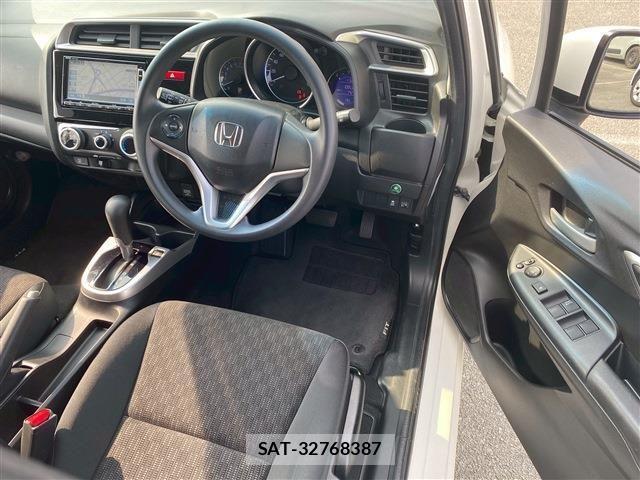 Honda FIT 2013-11 3014364-22