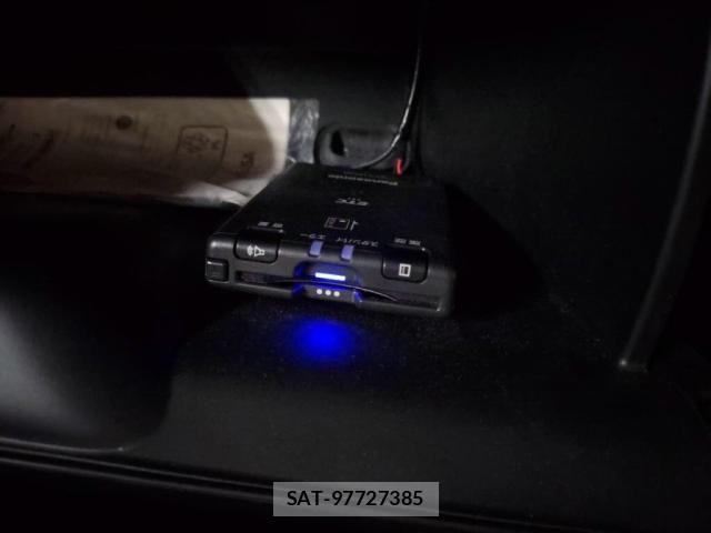 Honda FIT 2018-12 3373195-18