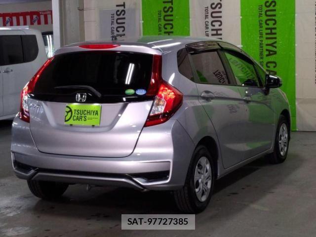 Honda FIT 2018-12 3373195-1