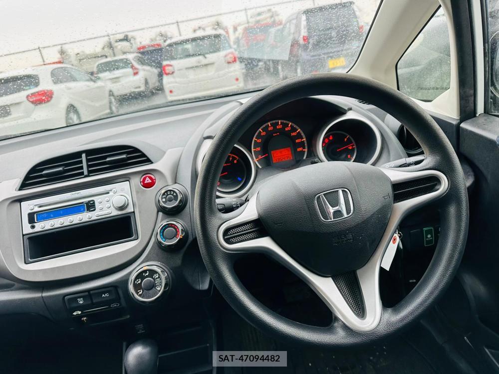 Honda FIT 2011 2873671-13