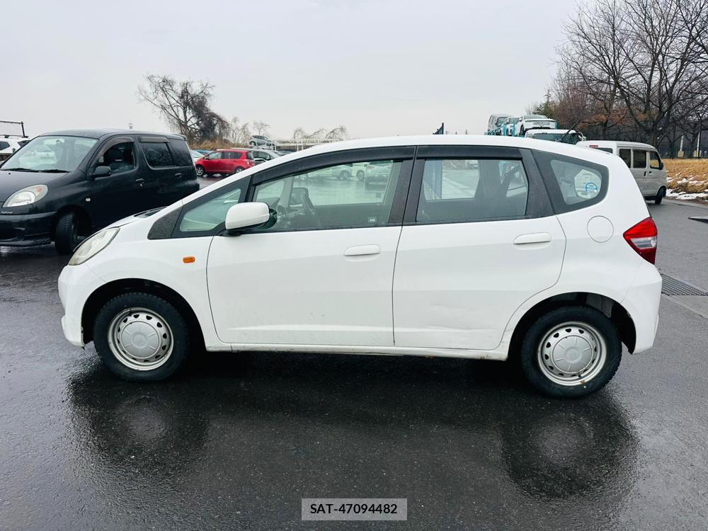 Honda FIT 2011 2873671-1