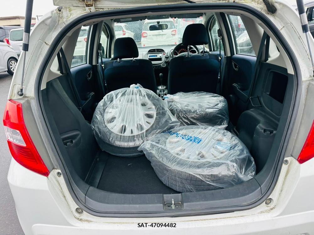 Honda FIT 2011 2873671-25