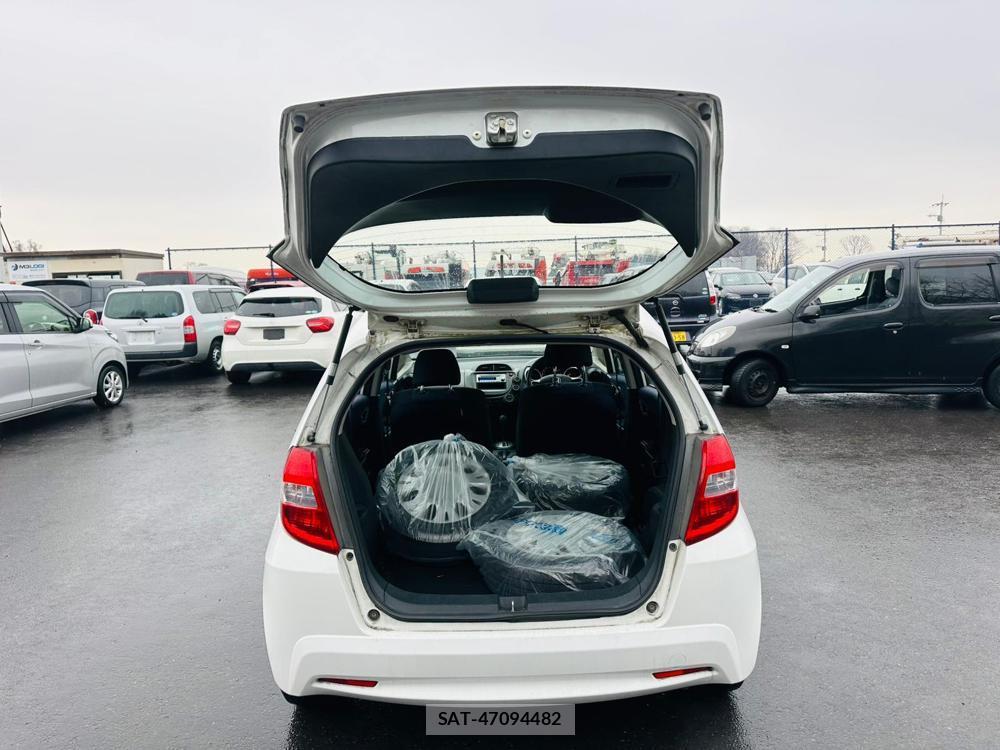 Honda FIT 2011 2873671-26