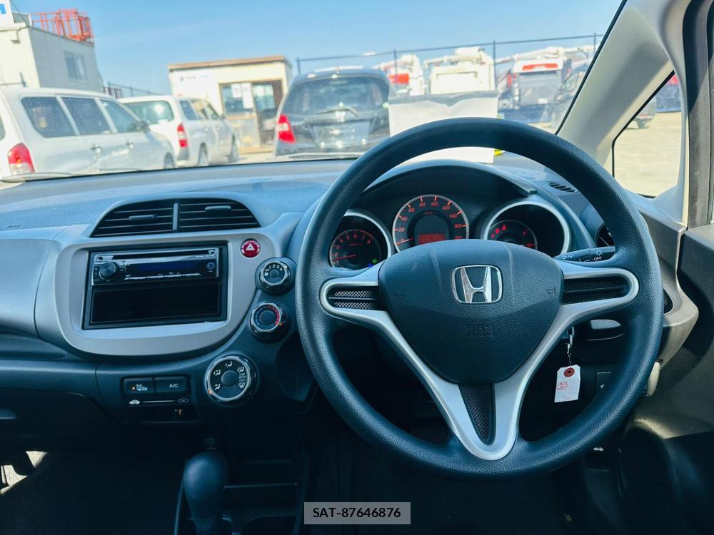 Honda FIT 2012 3286859-13