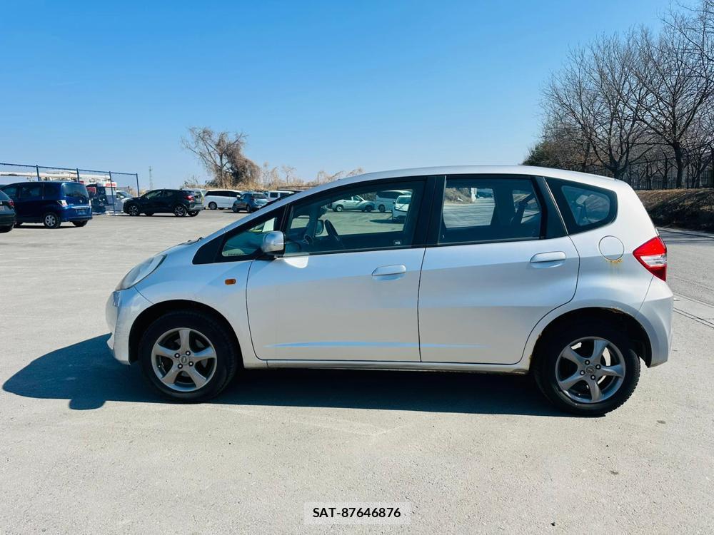 Honda FIT 2012 3286859-1