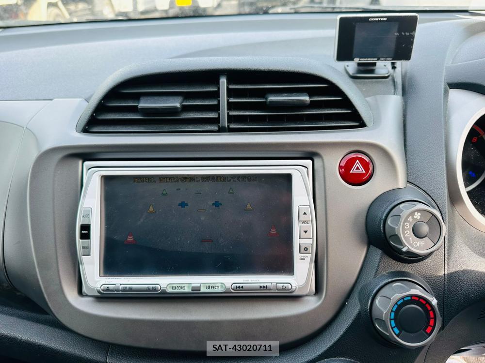 Honda FIT 2010 3674317-18