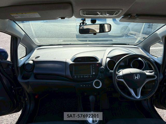 Honda FIT 2008-11 4753465-1
