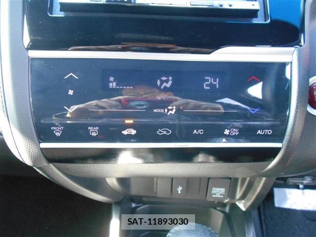 Honda FIT 2013-11 4941424-11