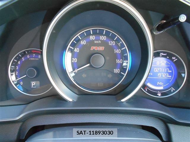 Honda FIT 2013-11 4941424-13