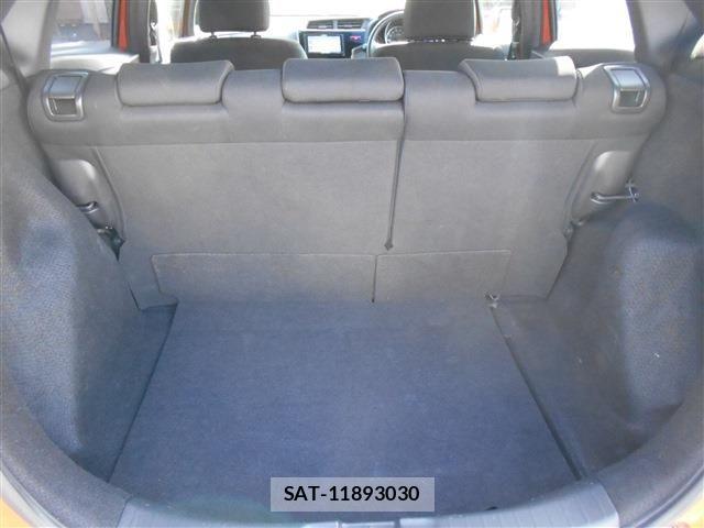 Honda FIT 2013-11 4941424-27