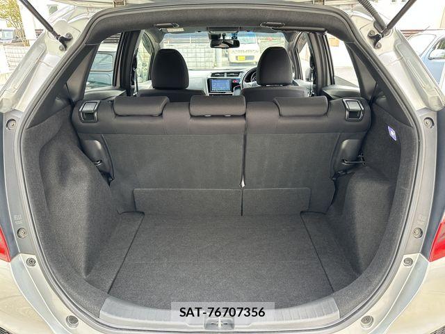 Honda FIT 2016-01 4941376-28