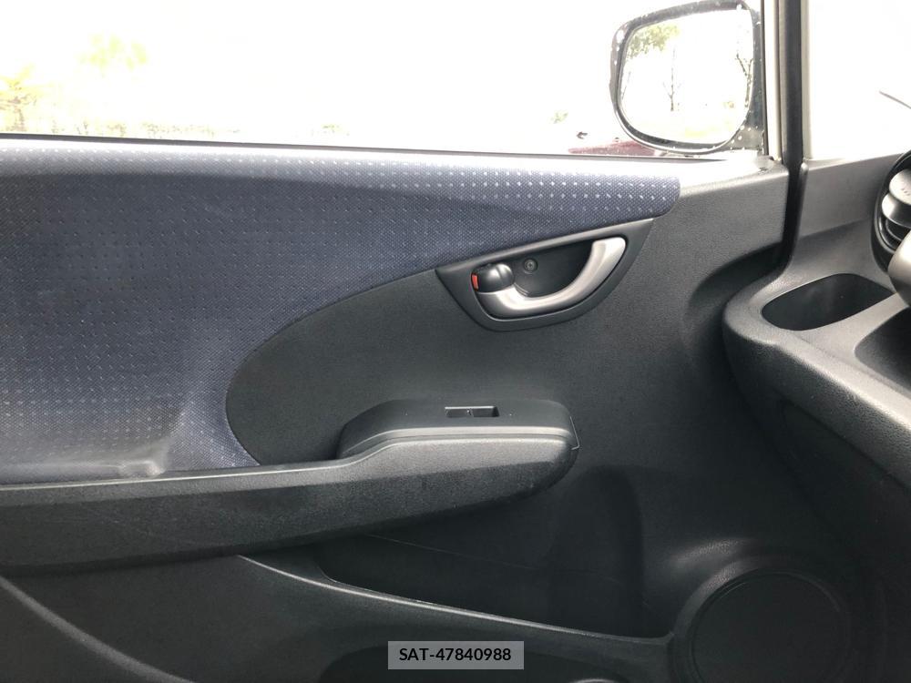 Honda FIT 2010 5358333-26