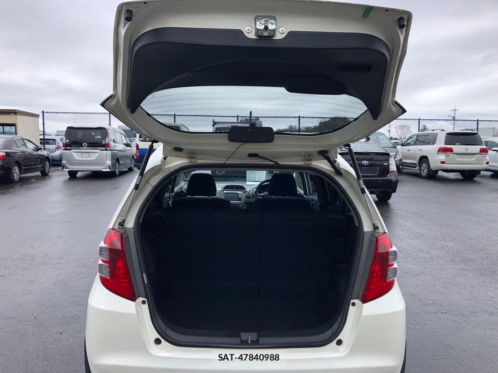 Honda FIT 2010 5358333-31