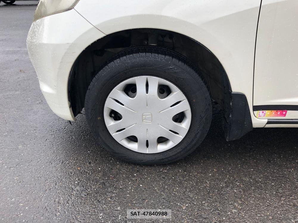 Honda FIT 2010 5358333-34