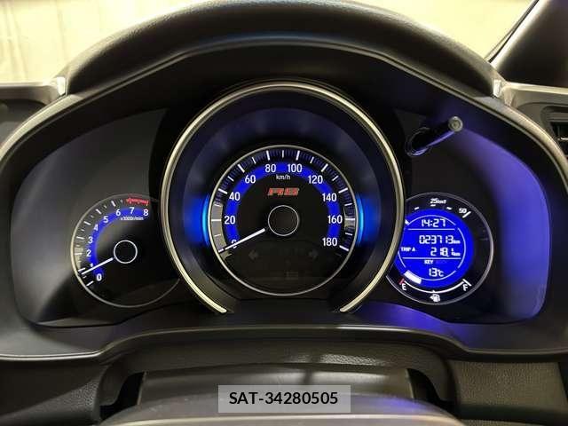 Honda FIT 2016-05 5867607-10