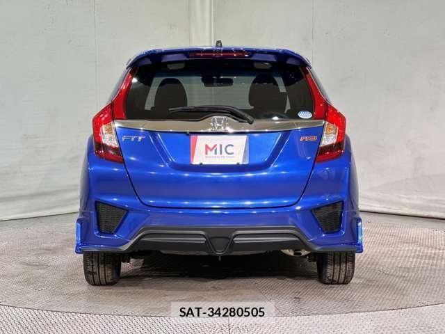 Honda FIT 2016-05 5867607-5