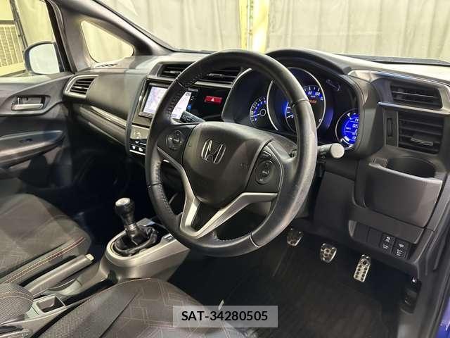Honda FIT 2016-05 5867607-8