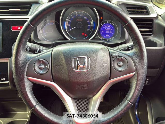 Honda FIT 2016-04 6005830-10
