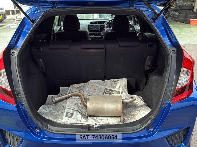 Honda FIT 2016-04 6005830-21