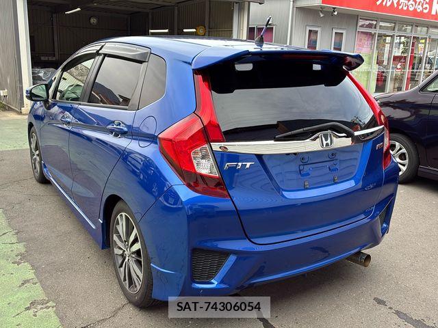 Honda FIT 2016-04 6005830-4