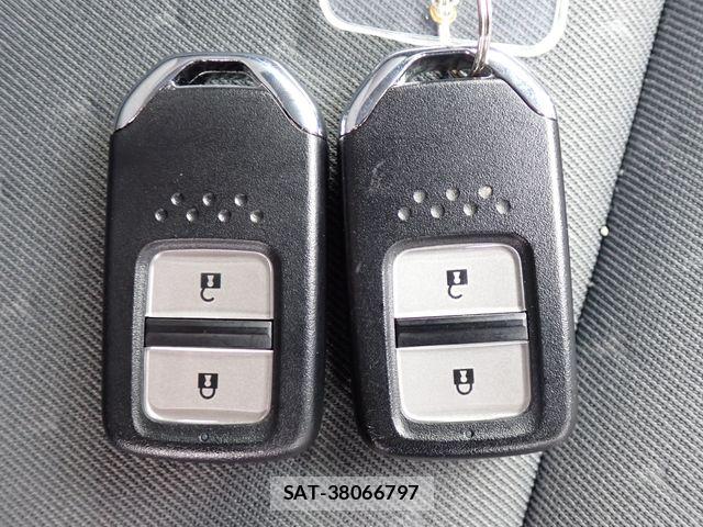 Honda FIT 2020-09 6005849-14