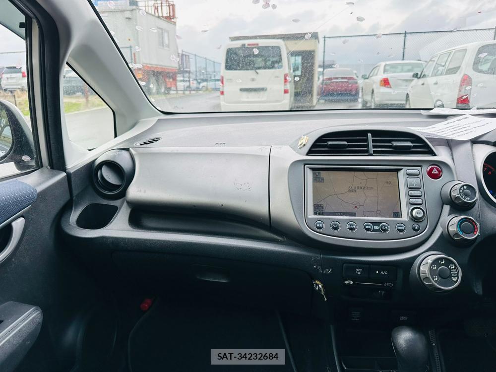 Honda FIT 2010 5248451-17