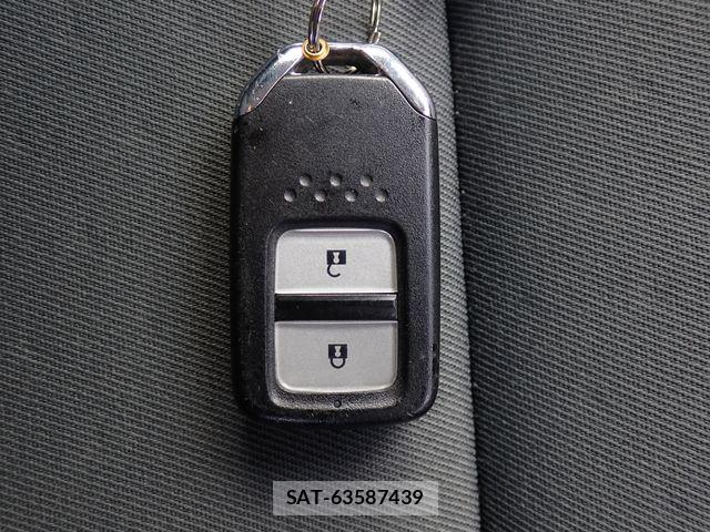 Honda FIT 2020-07 6005865-14