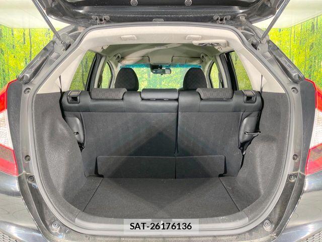 Honda FIT 2013-11 6244015-9
