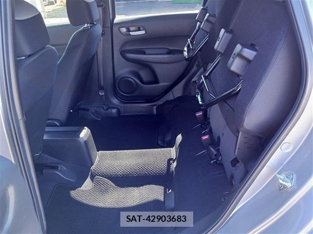 Honda FIT 2021-04 6271651-16