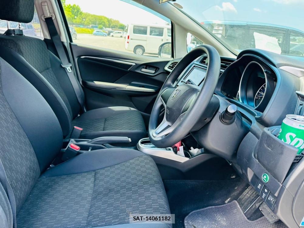 Honda FIT 2015 5854846-11