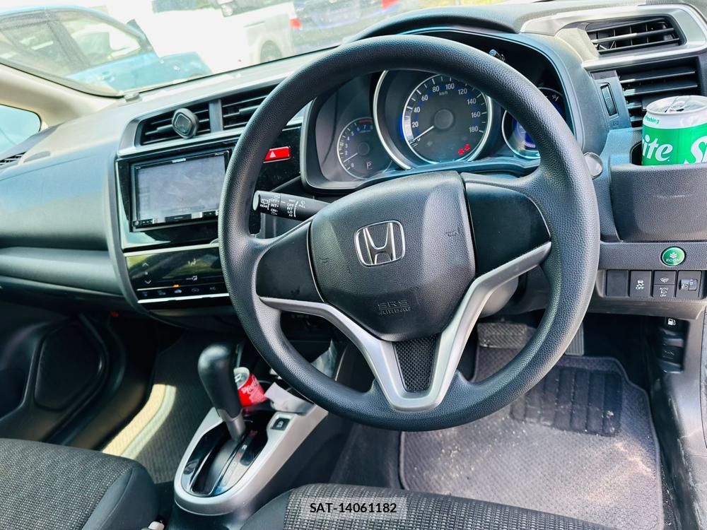 Honda FIT 2015 5854846-13