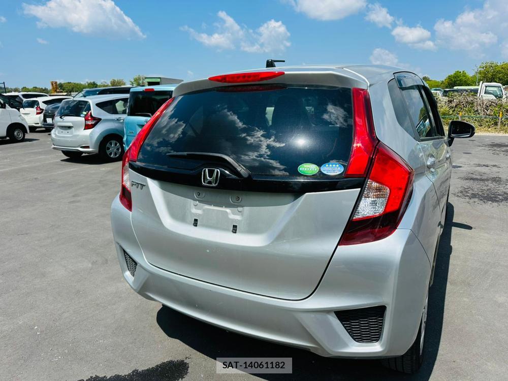 Honda FIT 2015 5854846-4