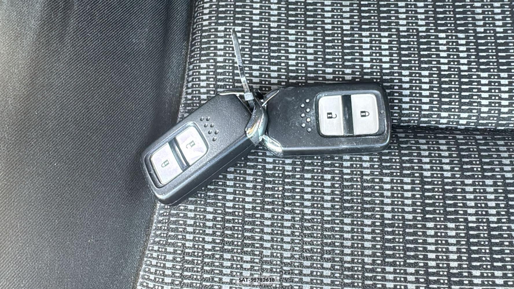 Honda FIT 2014 5852487-16