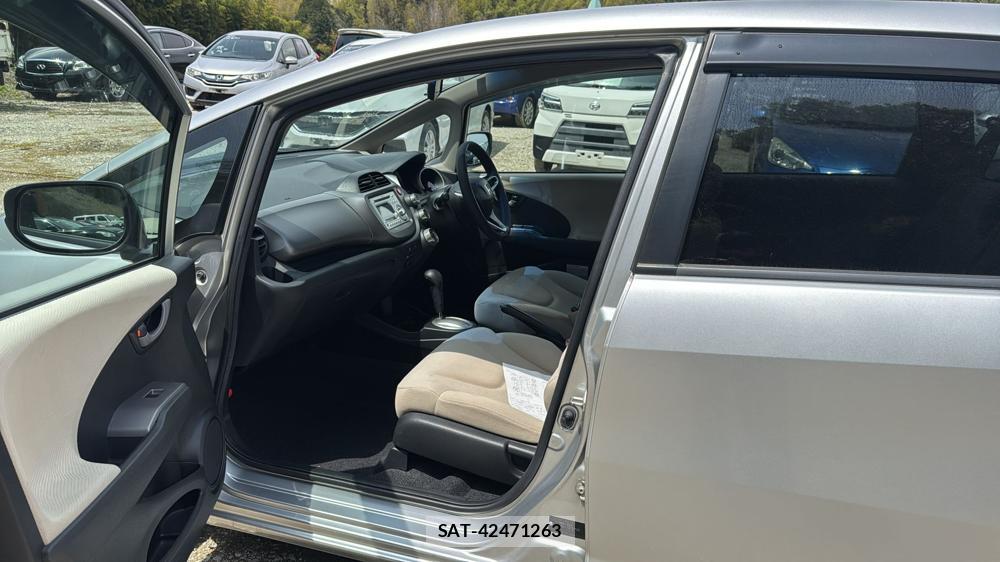 Honda FIT 2009 5568751-10