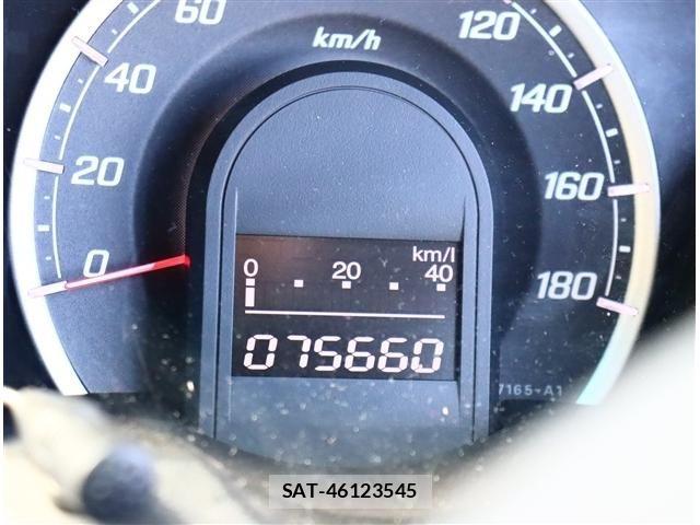Honda FIT 2012-10 6497587-16
