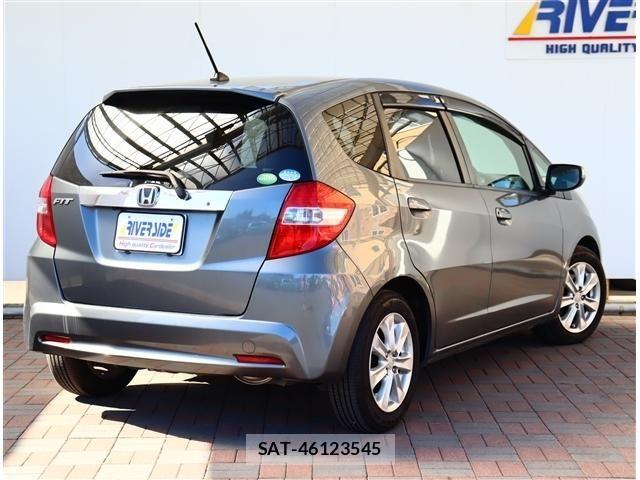 Honda FIT 2012-10 6497587-2