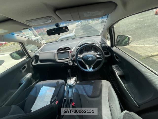 Honda FIT 2013-02 6611877-1