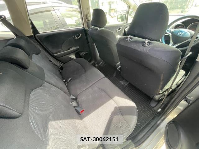 Honda FIT 2013-02 6611877-6