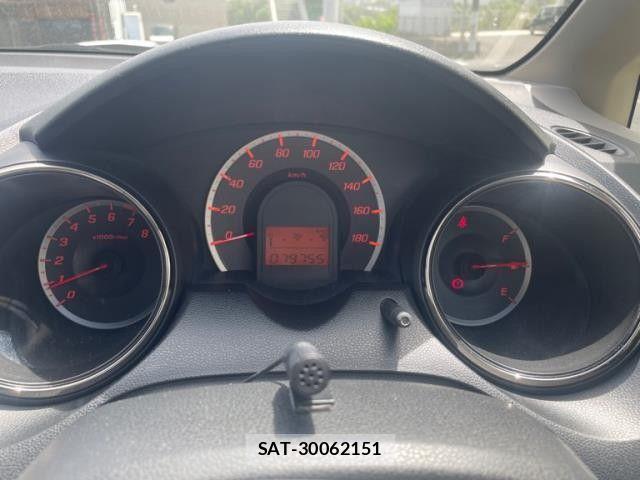 Honda FIT 2013-02 6611877-7