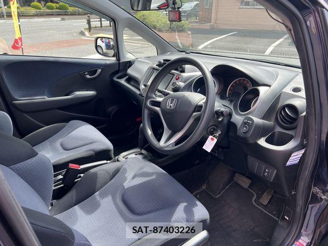 Honda FIT 2010-03 6611881-9